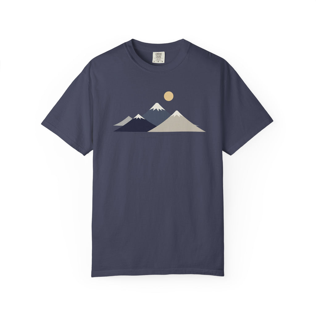 Minimal Mountain Graphic T-Shirt — Neutral Sunset Nature Tee
