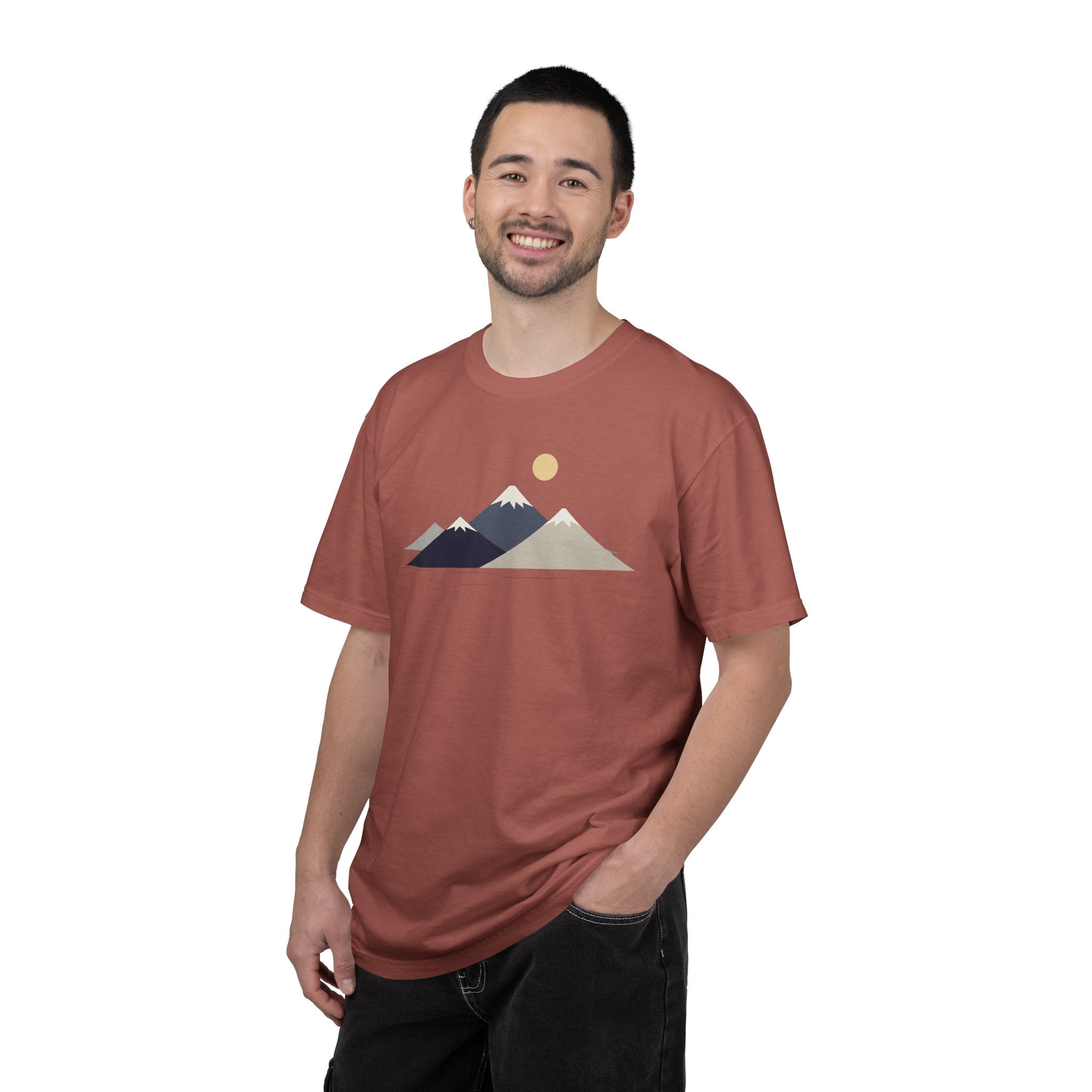 Minimal Mountain Graphic T-Shirt — Neutral Sunset Nature Tee