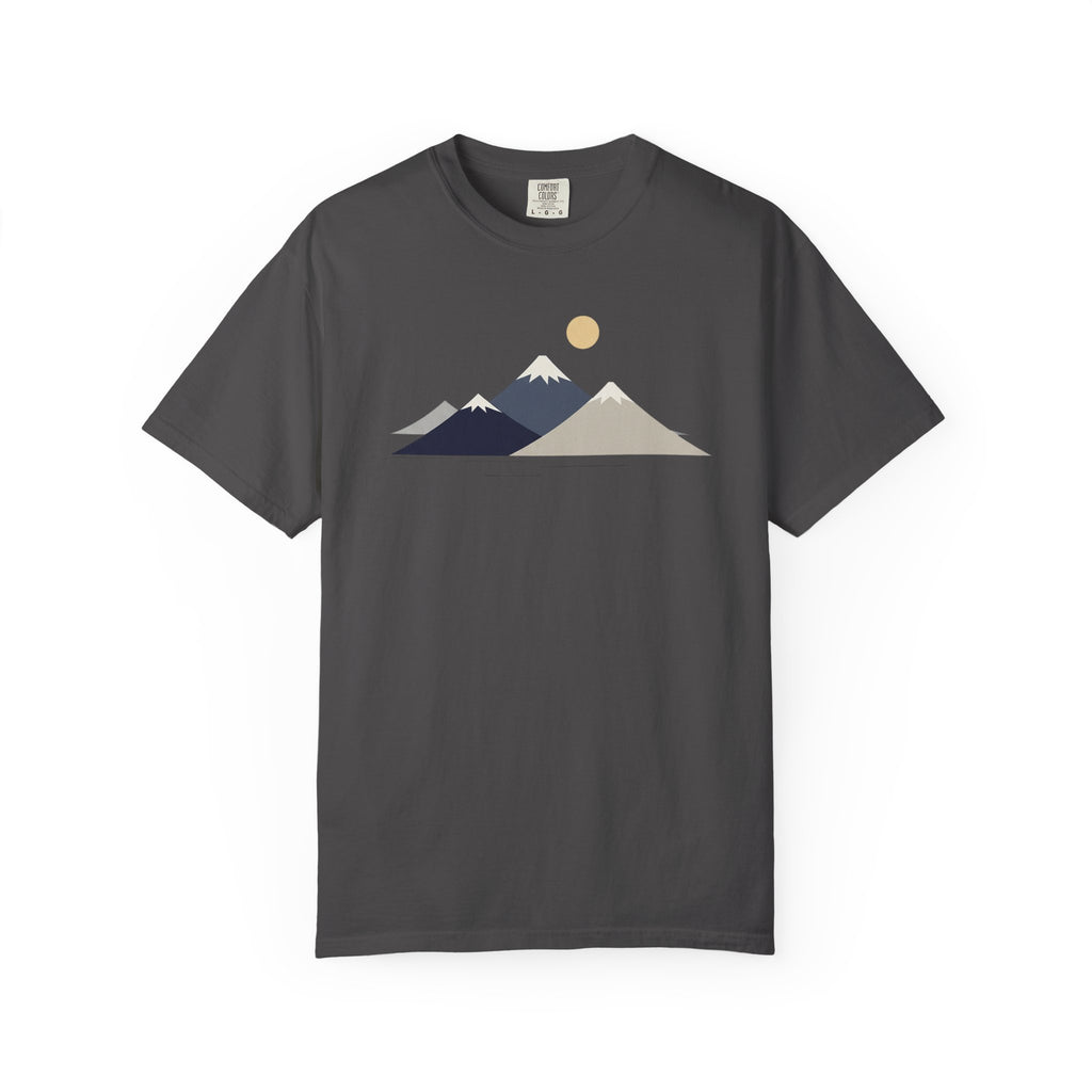 Minimal Mountain Graphic T-Shirt — Neutral Sunset Nature Tee