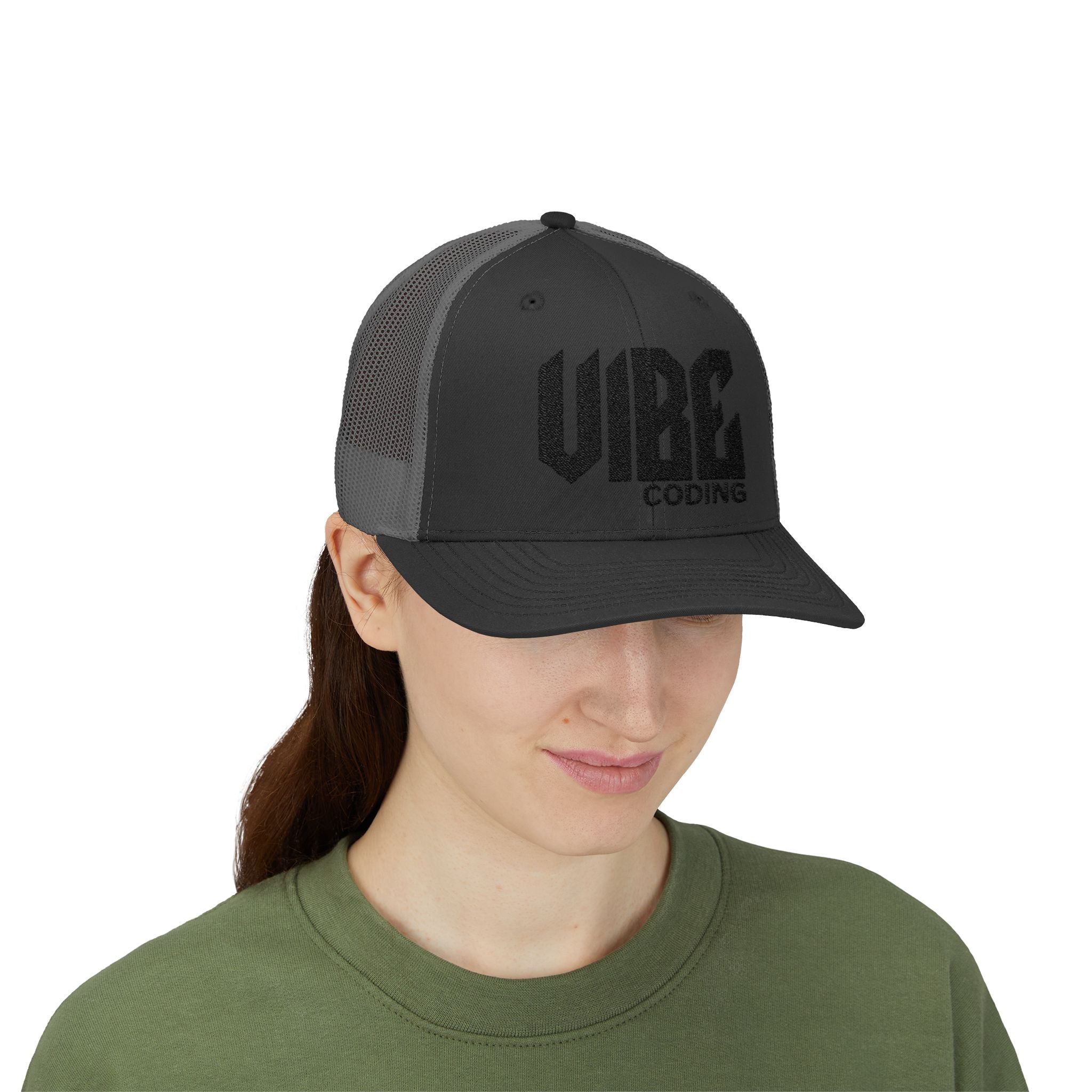 Stylish Snapback Trucker Cap