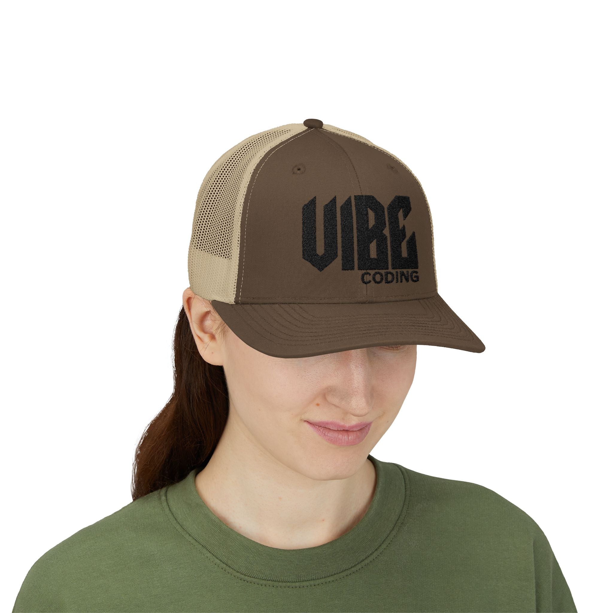 Stylish Snapback Trucker Cap