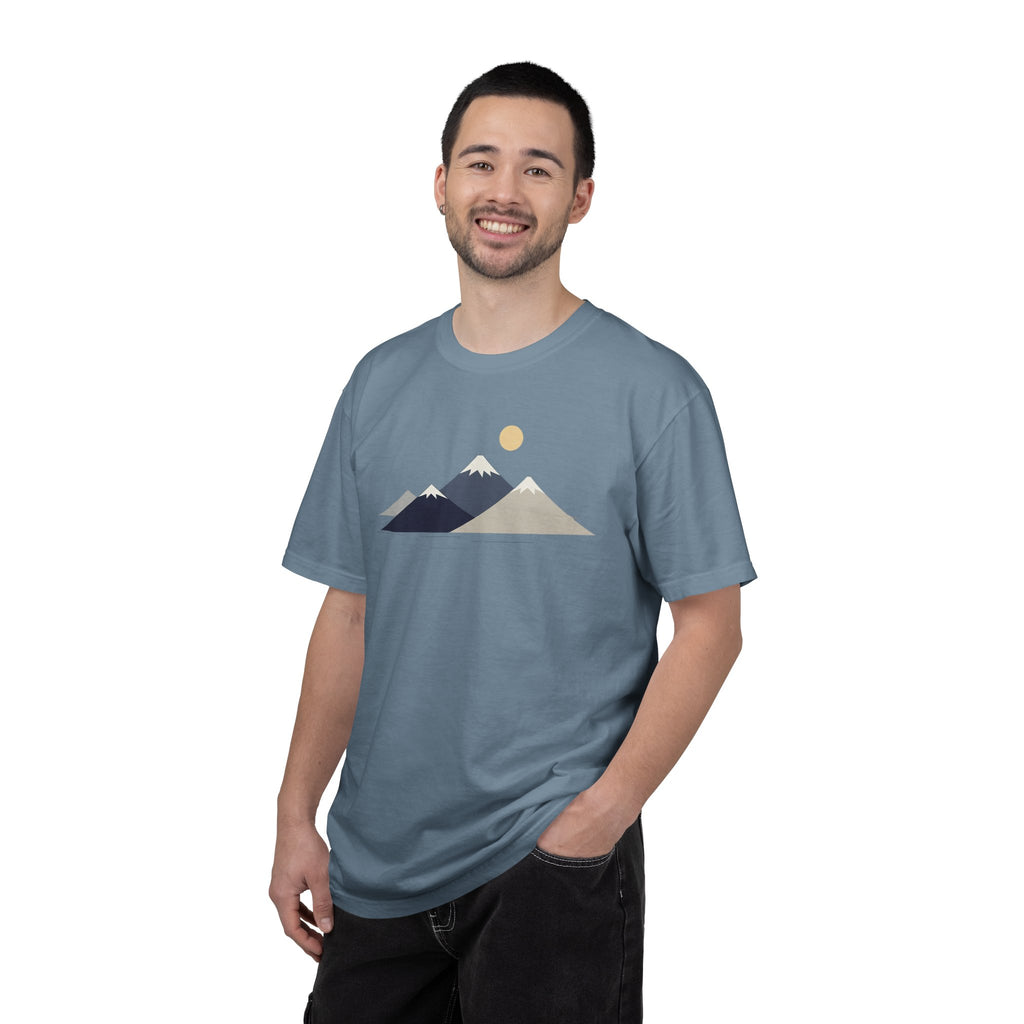 Minimal Mountain Graphic T-Shirt — Neutral Sunset Nature Tee